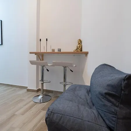 Liv - Cozy In Pagrati Apartment *